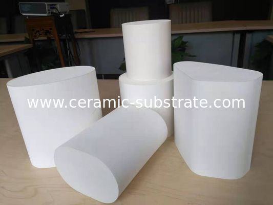 購入 UV Laser Ceramic Substrate Made from Alumina Al2O3 Suitable for High Temperature and Electrical Insulation Applications online manufacture